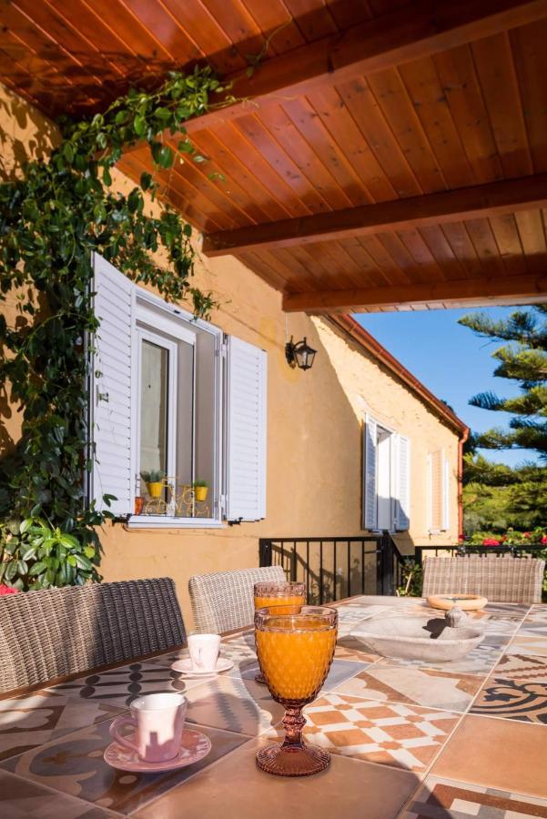 Apartament Casa Arokaria Pendarianá Zewnętrze zdjęcie