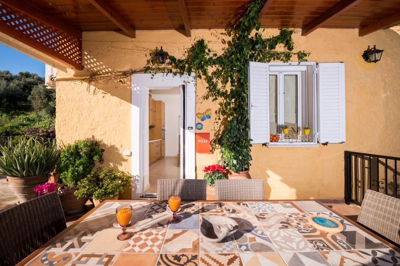 Apartament Casa Arokaria Pendarianá Zewnętrze zdjęcie