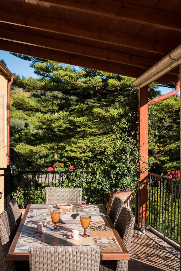Apartament Casa Arokaria Pendarianá Zewnętrze zdjęcie